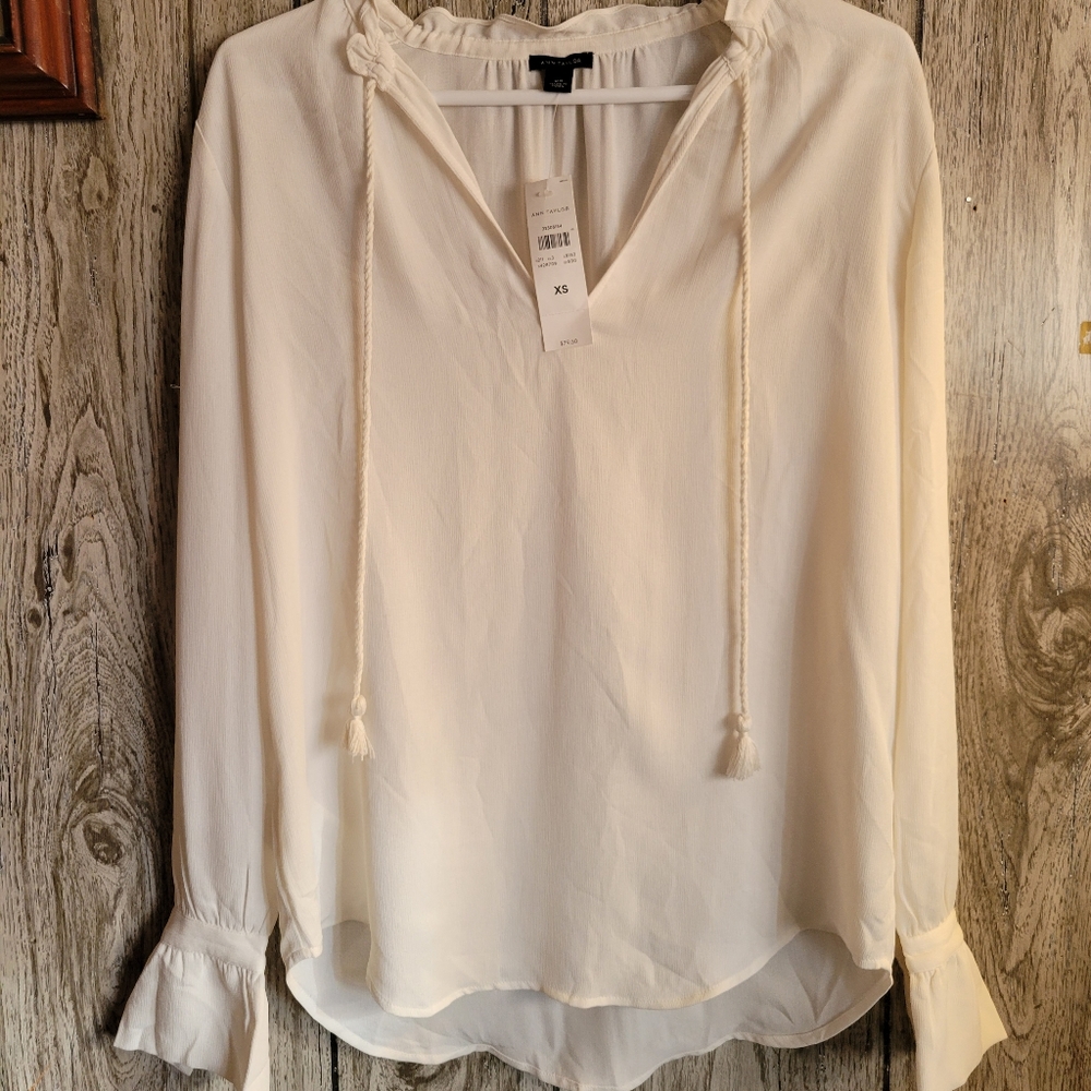 Ann Taylor white long sleeve shirt
